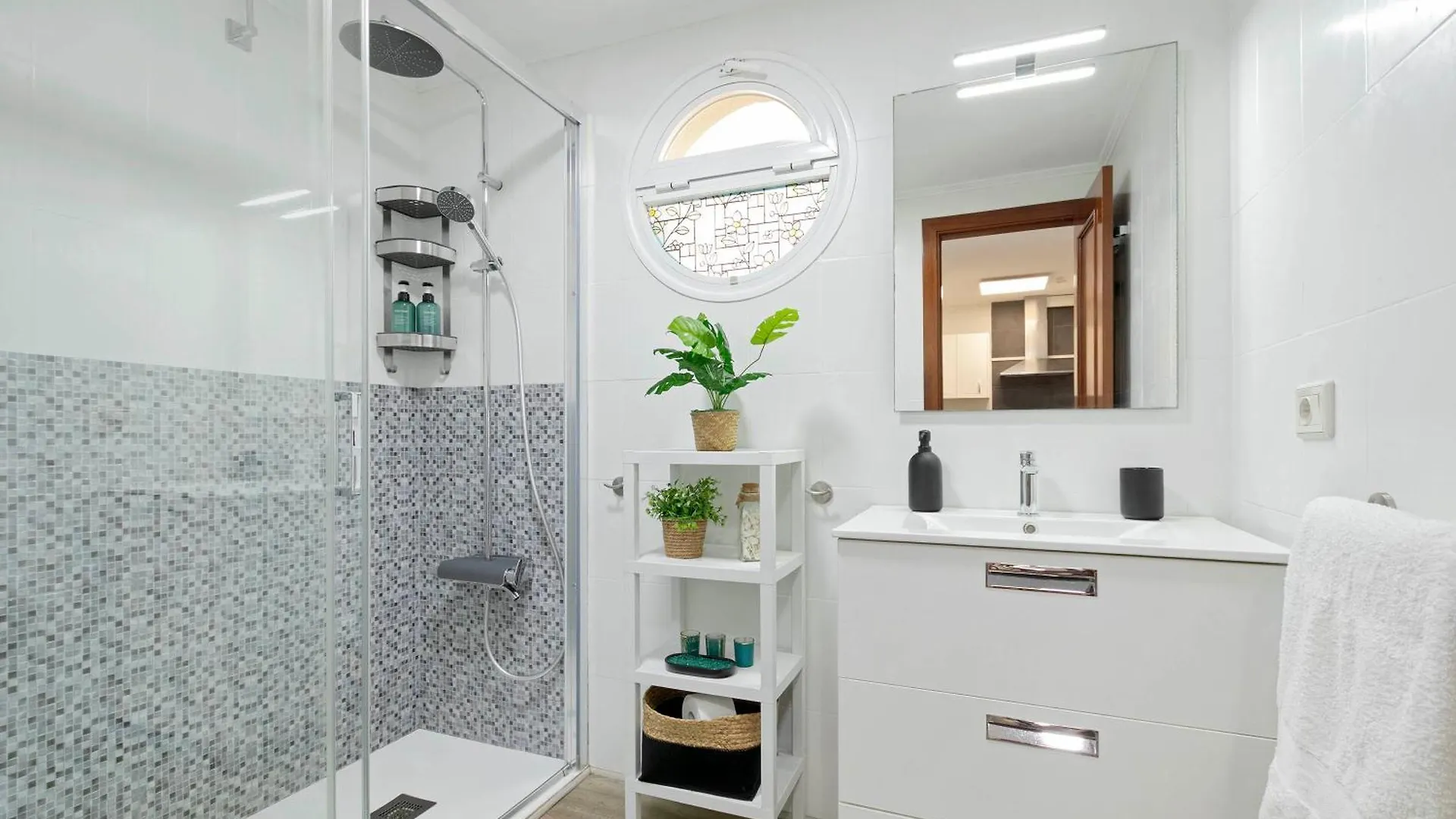 Blue Waves - Free Parking Apartment El Medano  El Medano (Tenerife)